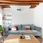 Cosy Apartment - Eiffel Tower